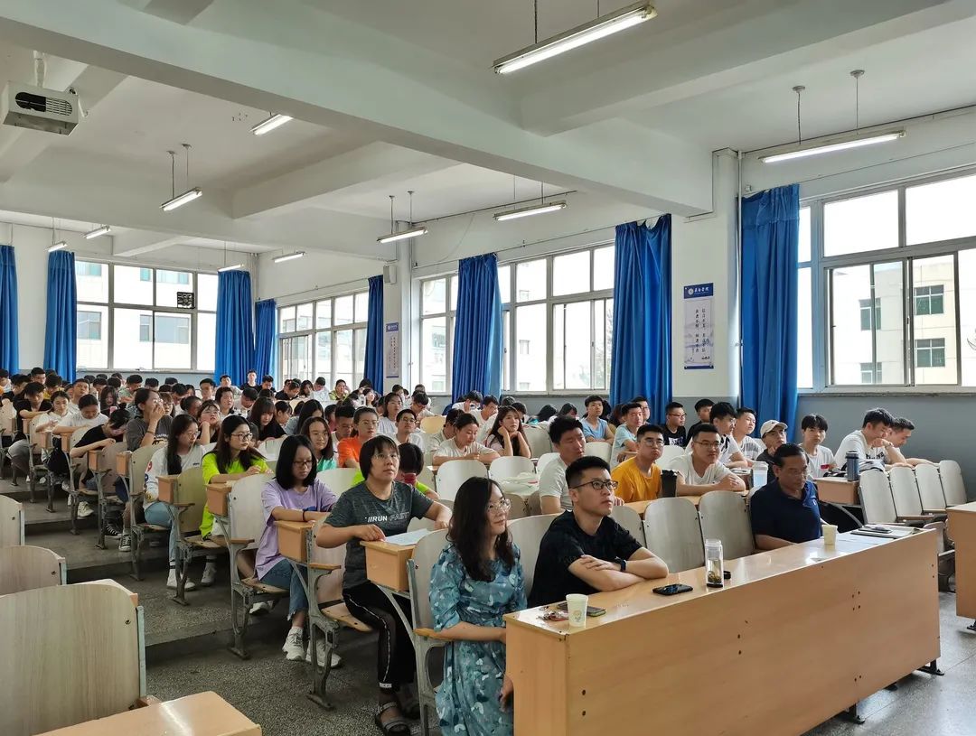 畢業實習講座 | 嵌入式應用系統開發實踐與探索篇 教育項目的研發